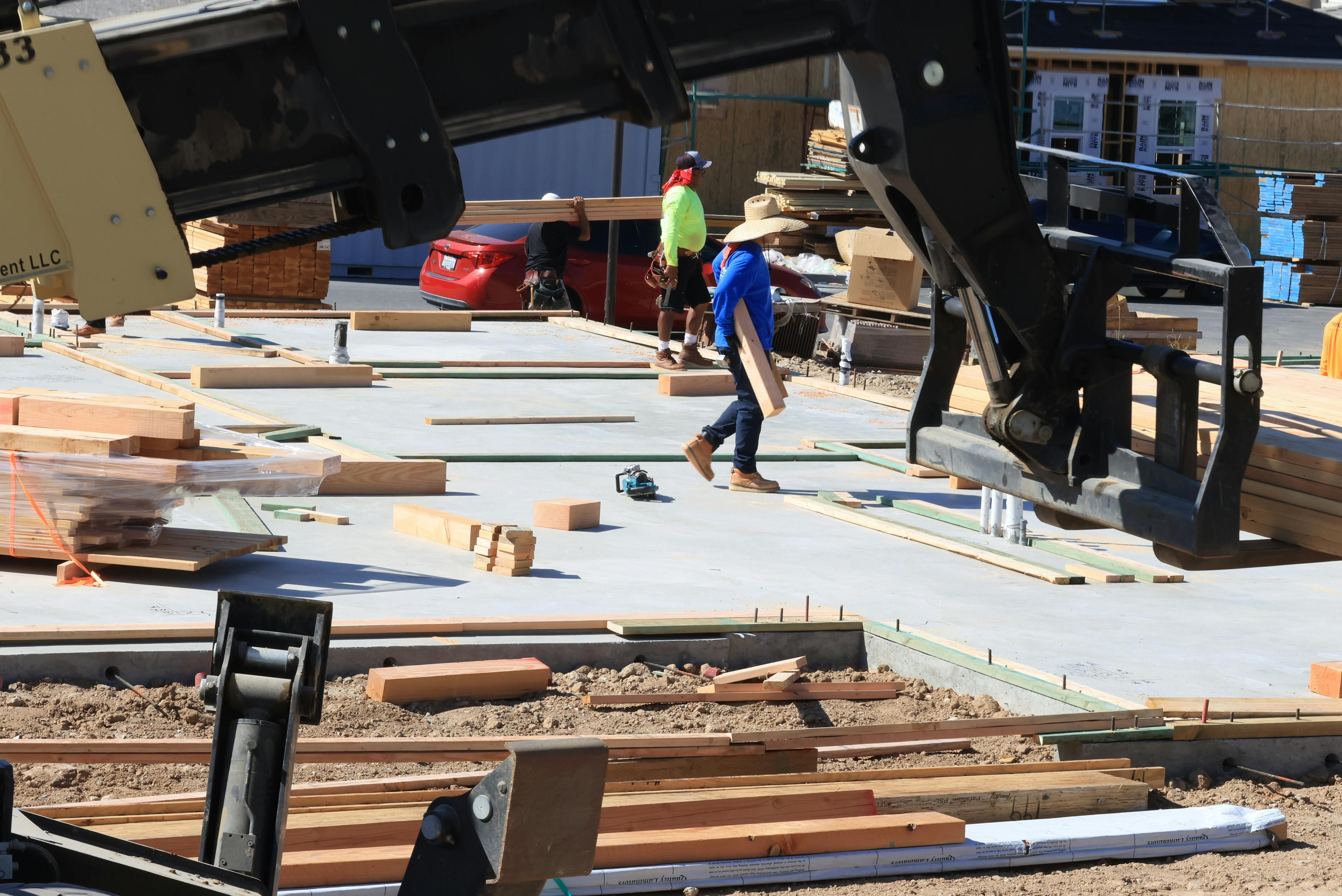 Design-build construction project integrating architecture and construction delivery